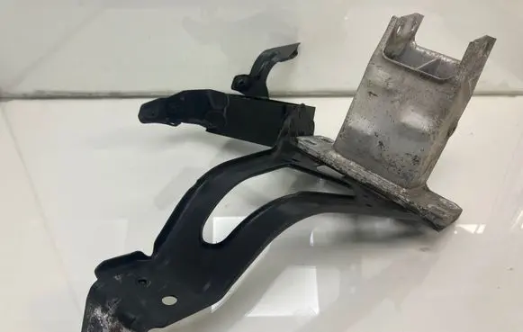 BMW 5 E60 E61 Headlight/headlamp mounting bracket 7163484 51647163484 11267310