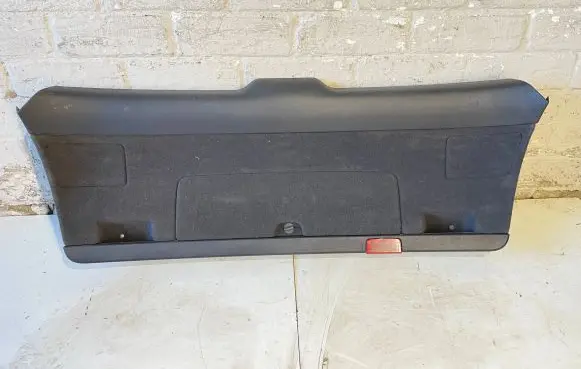 Audi A4 S4 B7 8E 8H Tailgate trim 8E9867979B