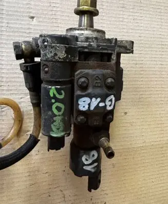 Citroen Xsara Picasso Fuel injection high pressure pump 9636818480 5WS40018 0000502