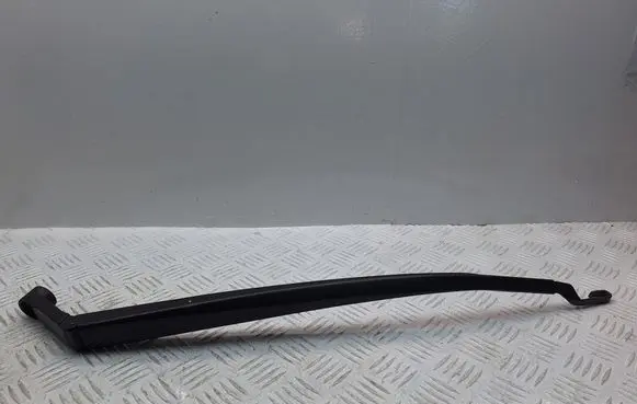Toyota Auris 150 Front wiper blade arm 8521102180 7686