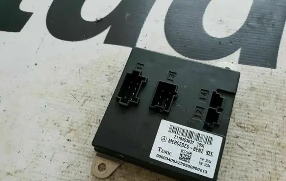 Mercedes-Benz E W211 Comfort/convenience module A2115453632 2115453632