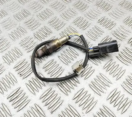 Mercedes-Benz GLA H247 Lambda probe sensor A0005422404