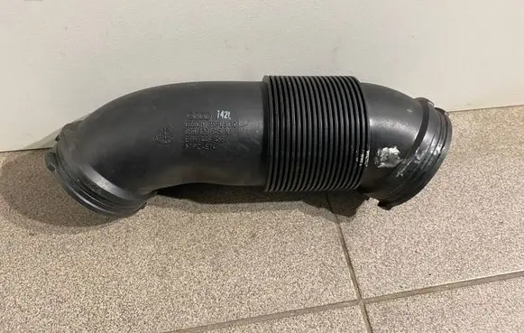 Audi A6 S6 C7 4G Air intake hose/pipe 059129615N