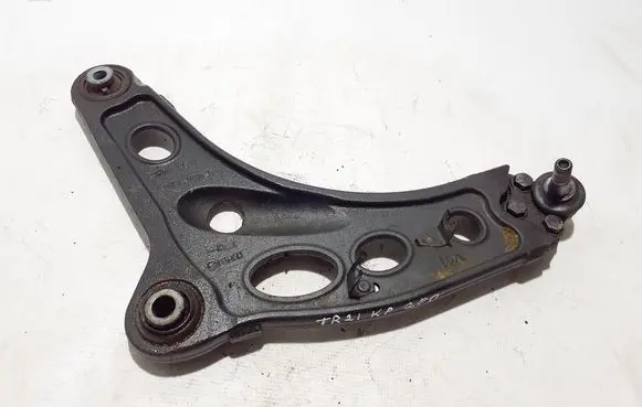 Renault Trafic III (X82) Front lower control arm/wishbone 545016850R