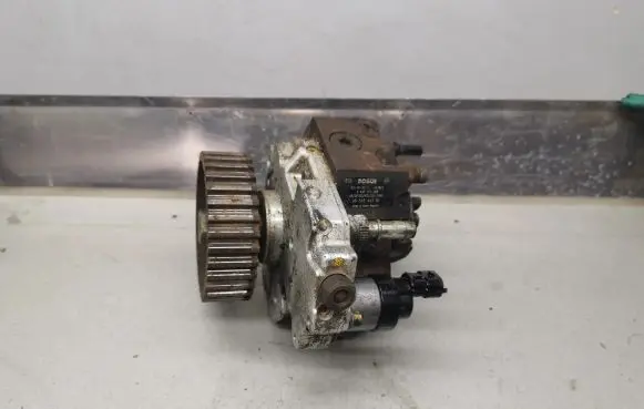 Ford Focus Fuel injection high pressure pump 0445010089 9651844380