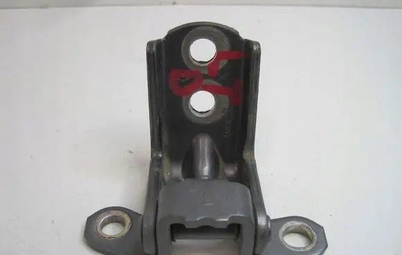 Nissan X-Trail T32 Engine bonnet/hood hinges 