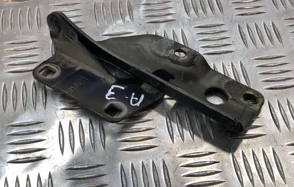 Nissan Pathfinder R51 Engine bonnet/hood hinges 4M4RH