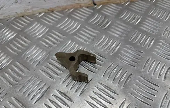 Fuel Injector clamp holder