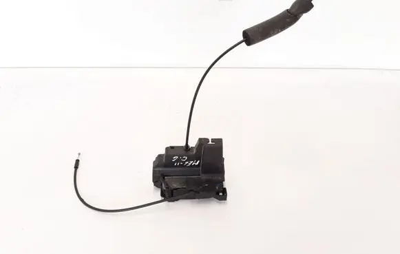 Renault Megane III Rear door lock 825020499R