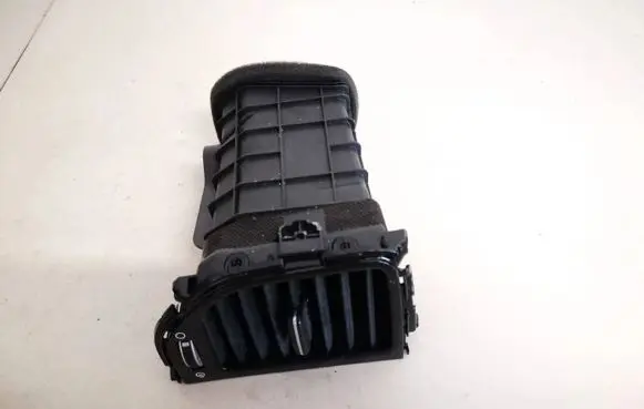 KIA Sportage Dash center air vent grill 97410f1aa0 97410-f1aa0