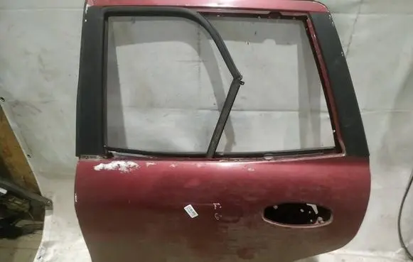 Hyundai Santa Fe Rear door RAUDONOS