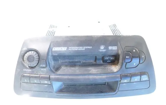 Fiat Marea Radio/CD/DVD/GPS head unit AD182M 735249777