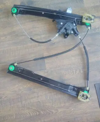 Ford Grand C-MAX Front door window regulator with motor AM51U23201BE