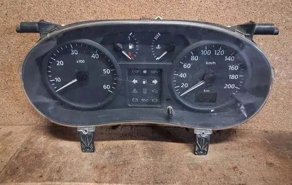 Speedometer (instrument cluster)