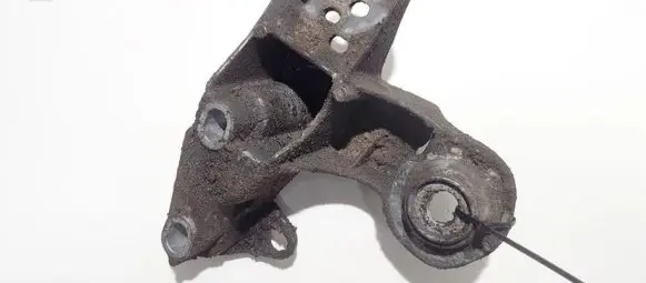 Volkswagen PASSAT B5 Engine mounting bracket 4b0199351