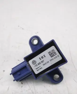 Volkswagen Scirocco Airbag deployment crash/impact sensor 1K8955557