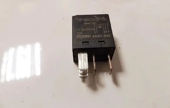 Volvo XC90 Other relay 9441161 TYCO-A4001-X40