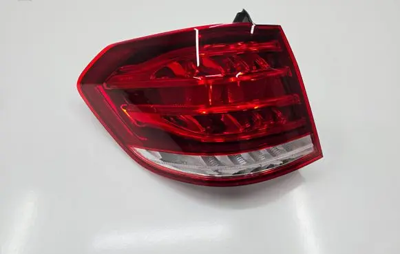 Mercedes-Benz E W212 Rear/tail lights A2129069102