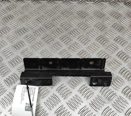Battery bracket
