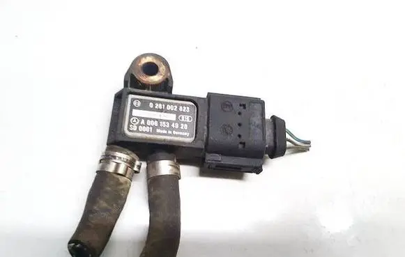 Mercedes-Benz GL X164 Exhaust gas pressure sensor 0281002823 a0061534928
