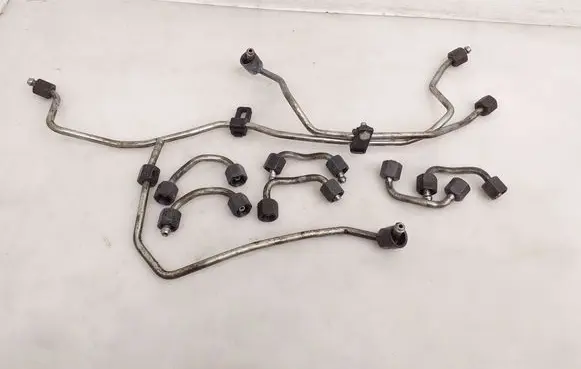 Audi A6 Allroad C7 Fuel injector supply line/pipe 