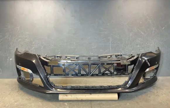 Volkswagen PASSAT CC Front bumper 3C8807217 3C8807651B