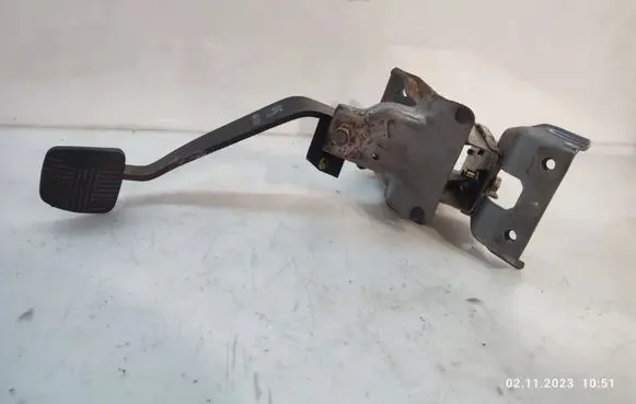 Clutch pedal