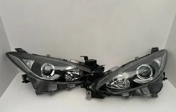 Mazda 3 II Headlight/headlamp BHR151040 2532425003