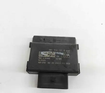 Audi A4 S4 B9 8W Fuel injection pump control unit/module 8W0906121B