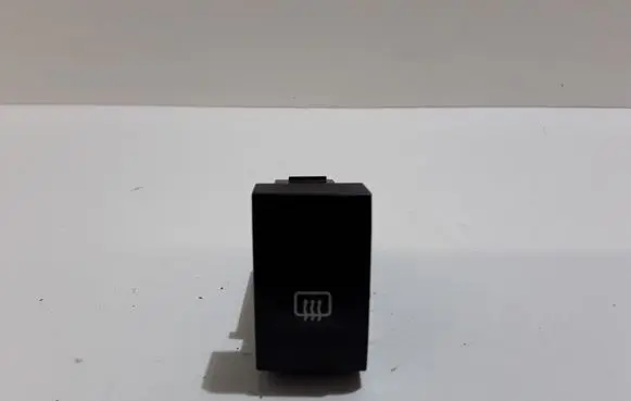 KIA Sorento Windscreen/window heater switch 864W030004