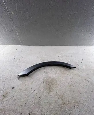 BMW X3 E83 Front arch trim 5177330867 330867