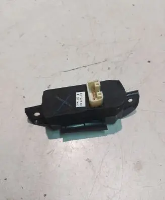 Subaru Legacy Electric window control switch 94263 AG050