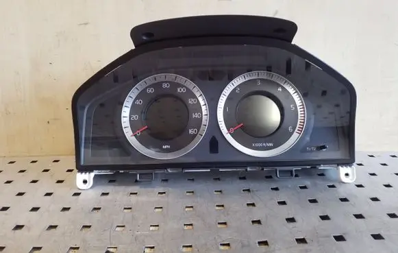 Volvo XC60 Speedometer (instrument cluster) 31270370AA 36002203 69199730U
