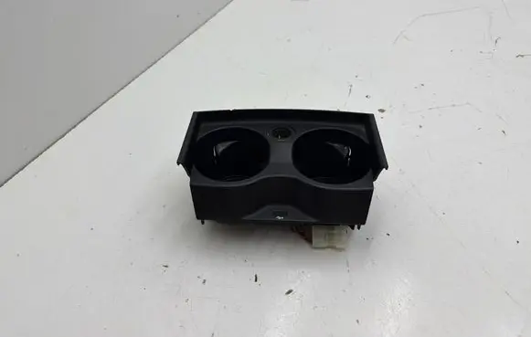 BMW 5 G30 G31 G38 Cup holder front 6801508 83146001