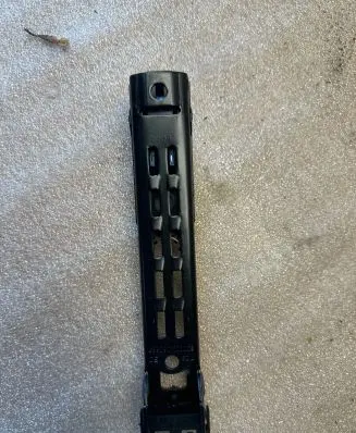 Volkswagen Tiguan Seat belt height adjuster 1T0857819B 0017980 10857819B