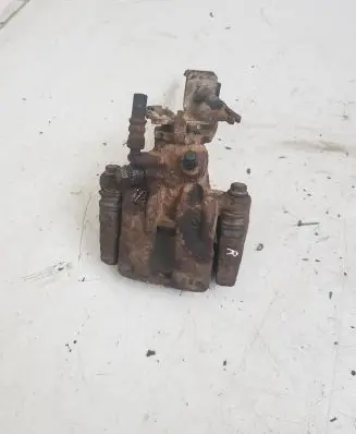 Nissan Almera Tino Rear brake caliper