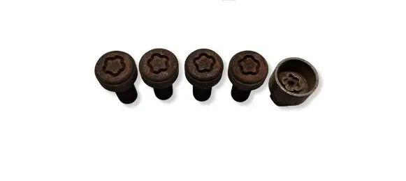 BMW 5 F10 F11 Anti-theft wheel nuts and lock 