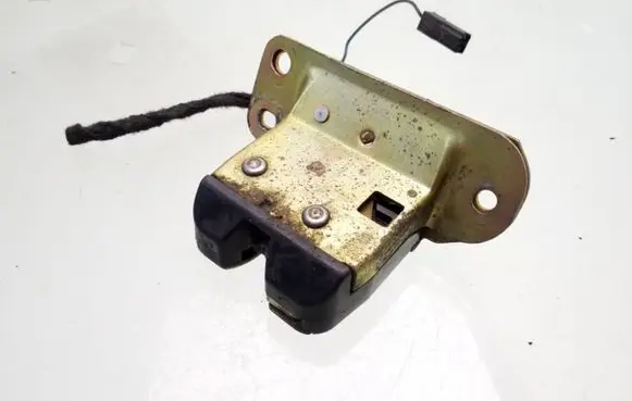 Volvo S40, V40 Tailgate/trunk/boot lock/catch/latch