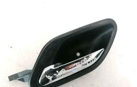 BMW 5 E39 Rear door interior handle 8226049
