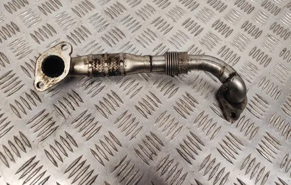 Volkswagen Jetta V EGR valve line/pipe/hose 03G131521AH