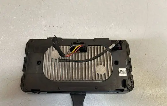 BMW 5 G30 G31 G38 Wireless charging module 8719904