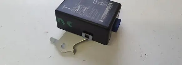 Toyota Yaris Door control unit/module