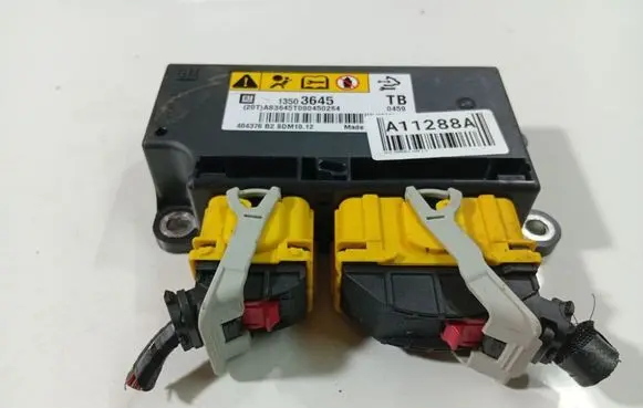 Opel Insignia A Airbag control unit/module 13503645