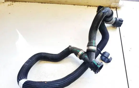 Land Rover Range Rover Evoque L551 Engine coolant pipe/hose ce20a