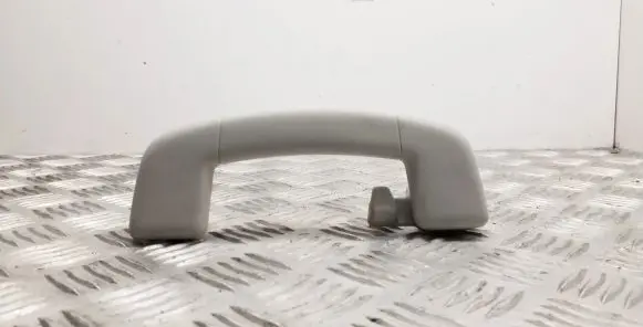 Skoda Superb B8 (3V) Rear interior roof grab handle 3V0857643A