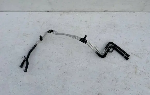 Engine coolant pipe/hose