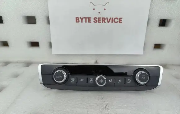 Audi A3 S3 A3 Sportback 8P Climate control unit 8V0820043AE