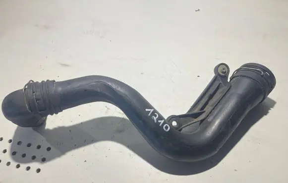 Skoda Octavia Mk2 (1Z) Air intake hose/pipe 1K0145762CK