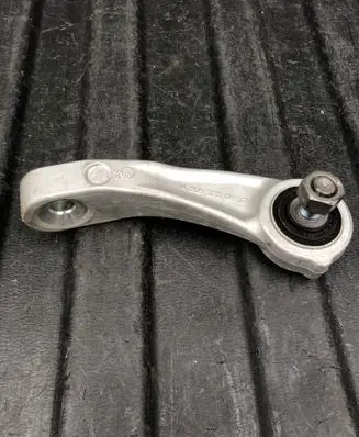 Mercedes-Benz E W238 Front anti-roll bar/stabilizer link A2053230817
