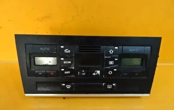 Audi A4 S4 B6 8E 8H Climate control unit 8E0820043